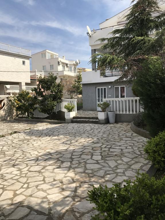 Villa Diana يوتجيها المظهر الخارجي الصورة